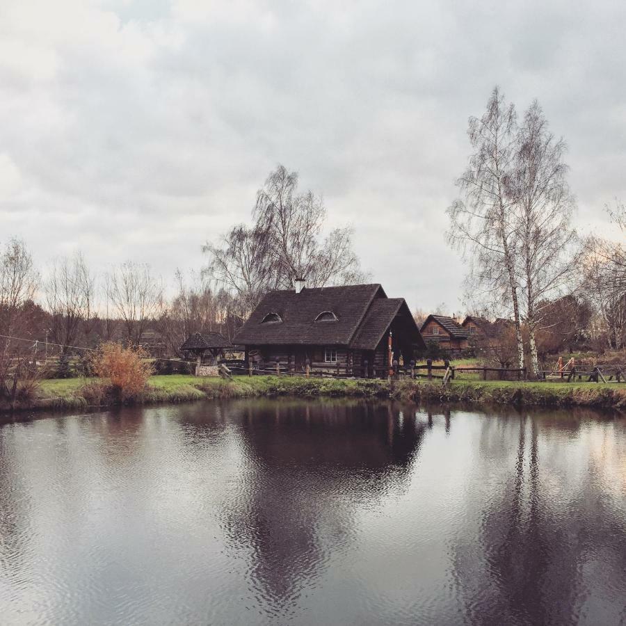 Dworek Pod Wiecha Kaweczyn  Exterior photo